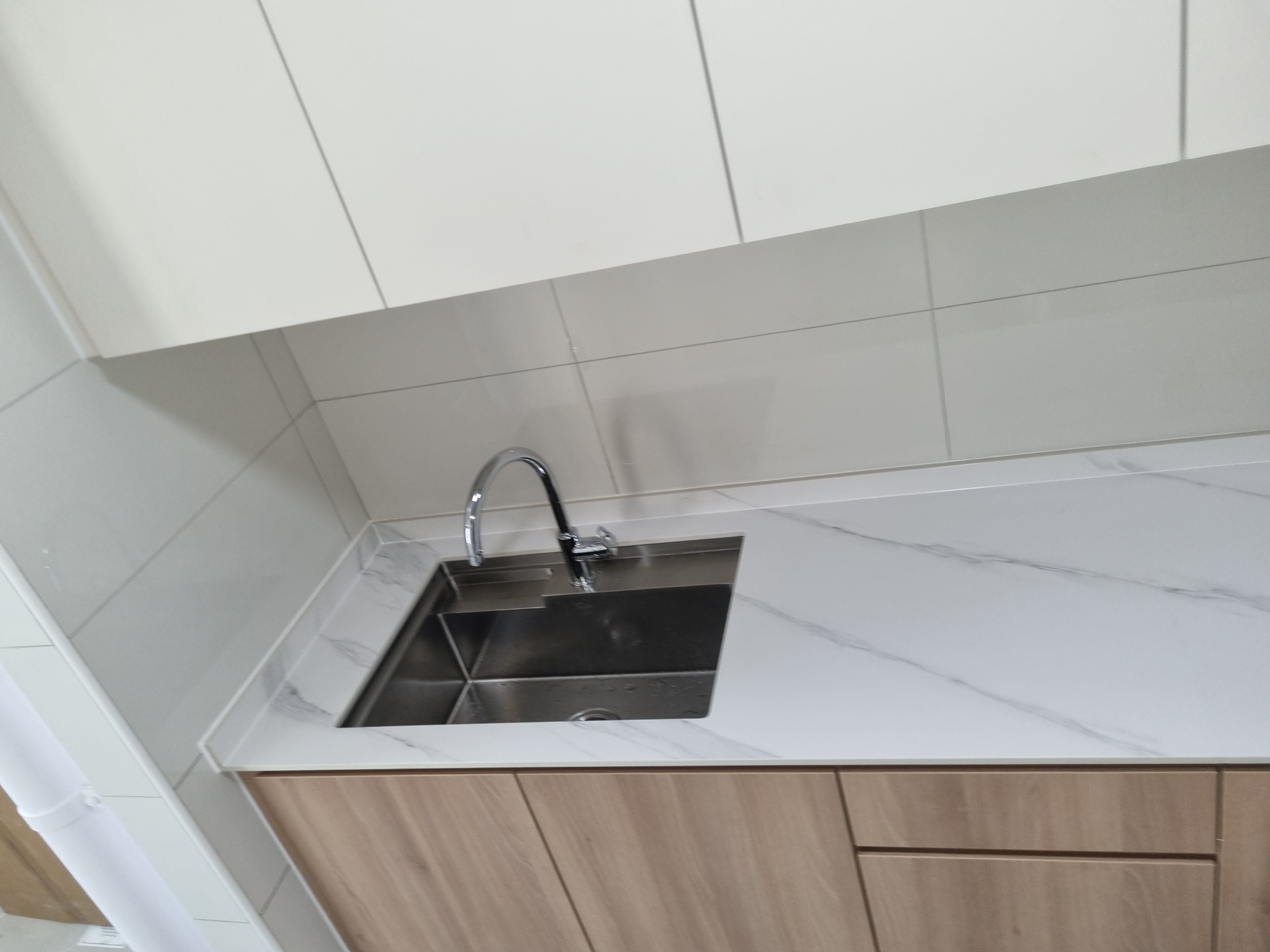 BLK258ERGOON CENTRAL