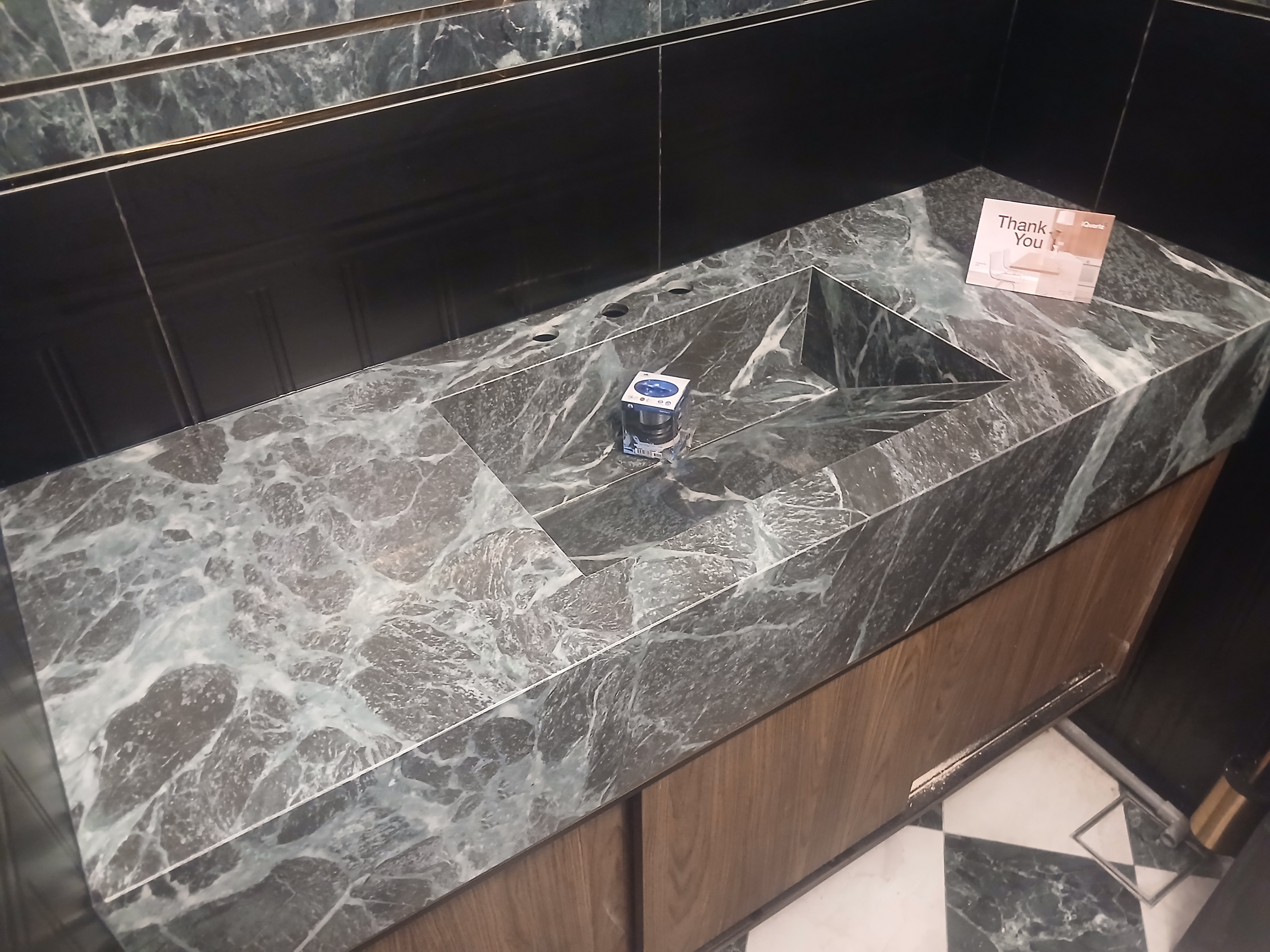 299 BUKIT BATOK STREET 22