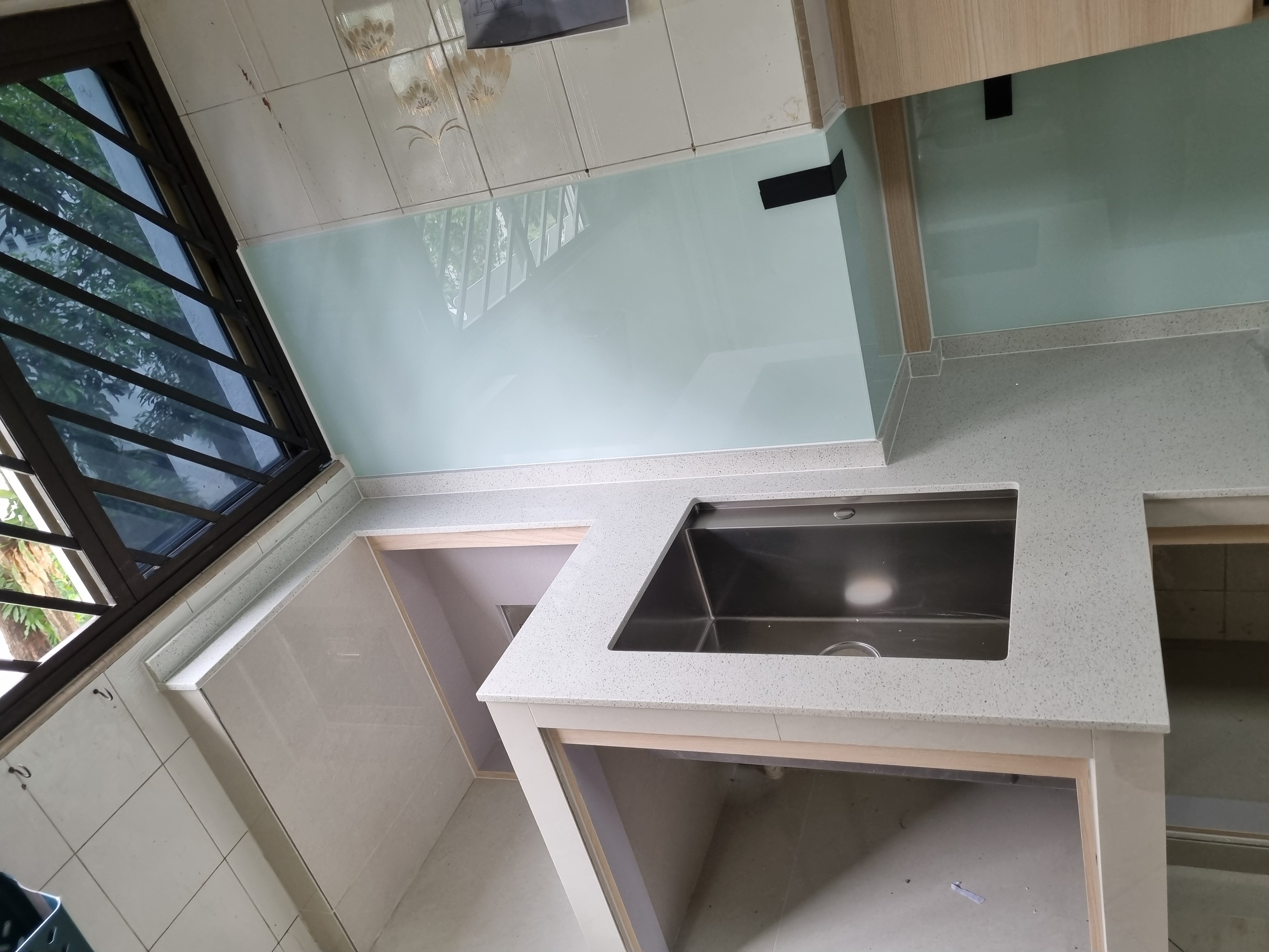225 ANG MO KIO AVENUE 1
